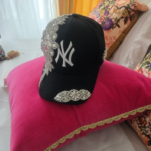 Embellished(Bling) NY Adjustable/Fitted Hat - Picture 3 of 4